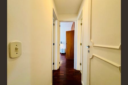 Apartamento para alugar com 92m², 2 quartos e 1 vagaCorredor