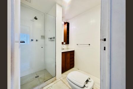 Apartamento para alugar com 92m², 2 quartos e 1 vagaBanheiro social