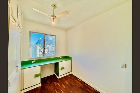Quarto de apartamento para alugar com 2 quartos, 92m² em Leblon, Rio de Janeiro