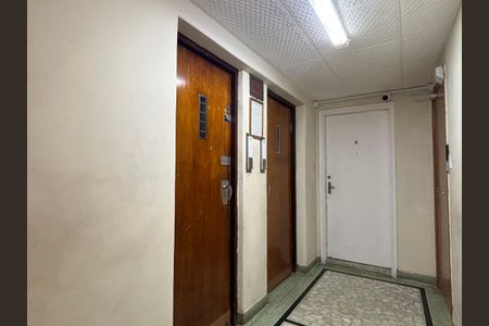 Apartamento à venda com 73m², 2 quartos e sem vagaHall