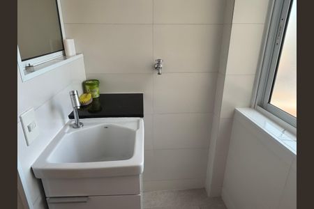 Apartamento à venda com 73m², 2 quartos e sem vagaÁrea de Serviço