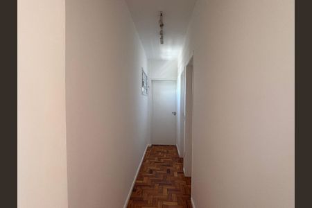 Apartamento à venda com 73m², 2 quartos e sem vagaCorredor