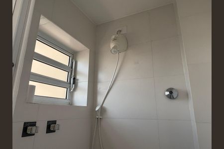 Apartamento à venda com 73m², 2 quartos e sem vagaBanheiro de Serviço