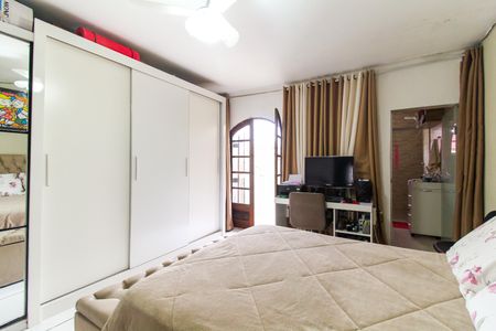 Casa de condomínio à venda com 170m², 2 quartos e 1 vagaSuíte