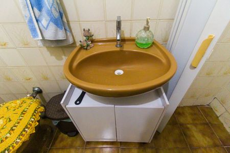 Casa de condomínio à venda com 170m², 2 quartos e 1 vagaBanheiro Social