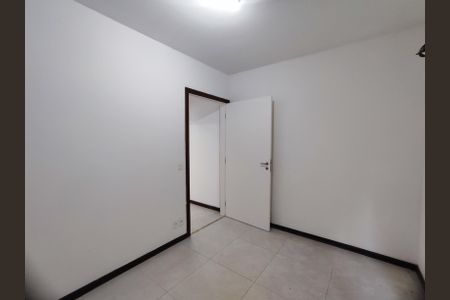 Casa de condomínio à venda com 180m², 4 quartos e 2 vagasQuarto 1