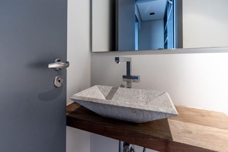 Apartamento à venda com 173m², 3 quartos e 4 vagasLavabo