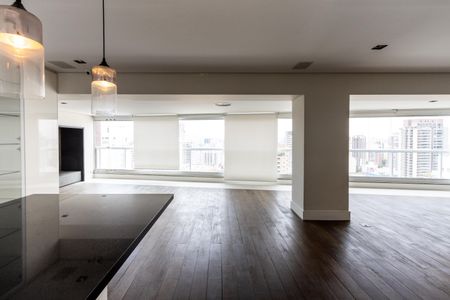 Apartamento à venda com 173m², 3 quartos e 4 vagasSala