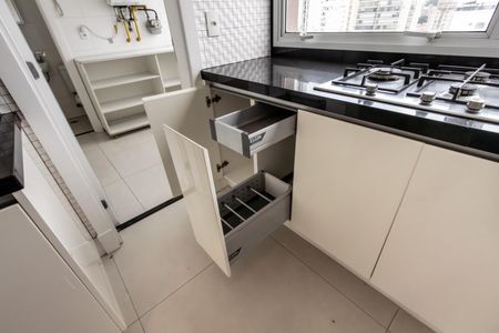 Apartamento à venda com 173m², 3 quartos e 4 vagasCozinha