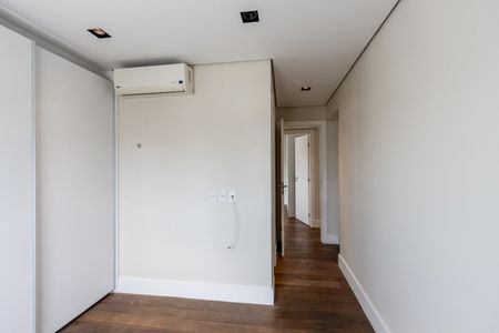 Apartamento à venda com 173m², 3 quartos e 4 vagasQuarto 2 - Suite