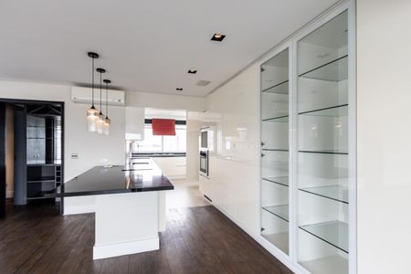 Apartamento à venda com 173m², 3 quartos e 4 vagasCozinha