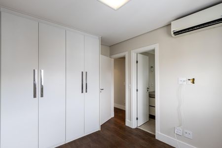 Apartamento à venda com 173m², 3 quartos e 4 vagasQuarto 3 - Suíte