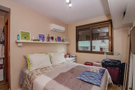Apartamento à venda com 96m², 3 quartos e 2 vagasSuíte
