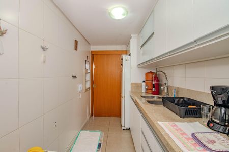 Apartamento à venda com 96m², 3 quartos e 2 vagasCozinha e Área de Serviço