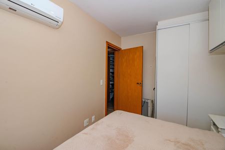 Apartamento à venda com 96m², 3 quartos e 2 vagasQuarto 2