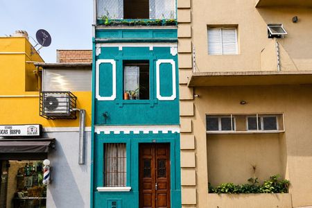 Fachada de casa à venda com 1 quarto, 90m² em Bela Vista, São Paulo