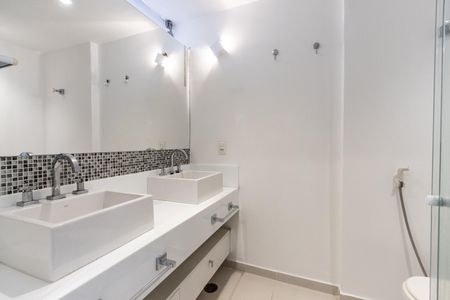 Apartamento para alugar com 90m², 2 quartos e 1 vagaBanheiro da Suíte