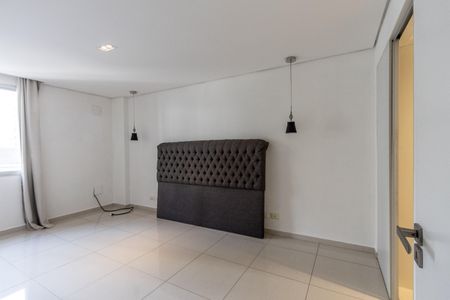 Apartamento para alugar com 90m², 2 quartos e 1 vagaSuíte