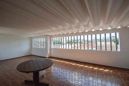 Casa à venda com 328m², 3 quartos e 6 vagasChurrasqueira