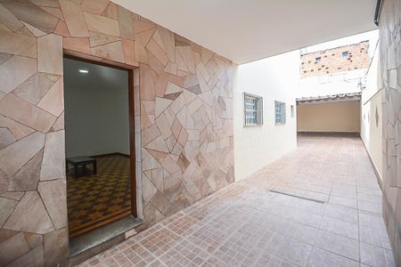 Casa à venda com 328m², 3 quartos e 6 vagasGaragem