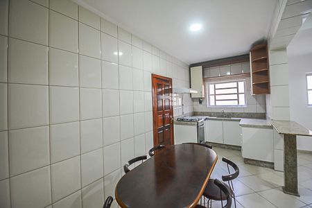 Casa à venda com 328m², 3 quartos e 6 vagasCozinha