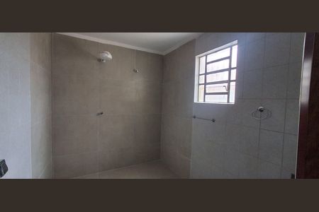 Casa à venda com 328m², 3 quartos e 6 vagas Casa à venda com 328m², 3 quartos e 6 vagasBanheiro Suíte