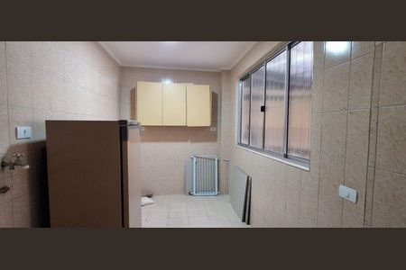 Casa à venda com 328m², 3 quartos e 6 vagas Casa à venda com 328m², 3 quartos e 6 vagasÁrea de Serviço