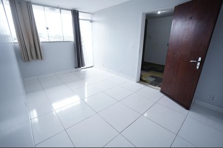 Apartamento para alugar com 3 quartos, 82m² em Vila São João, Goiânia