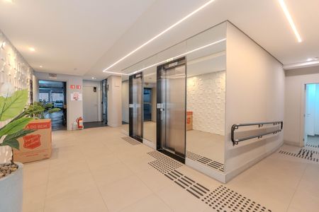 Studio à venda com 25m², 1 quarto e sem vaga Studio à venda com 25m², 1 quarto e sem vagaHall de entrada