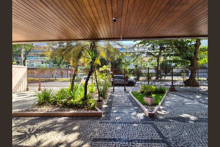 Apartamento para alugar com 82m², 2 quartos e 1 vagaEntrada