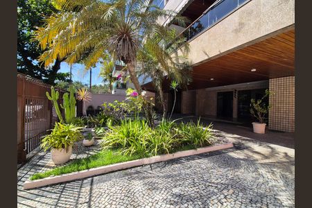 Apartamento para alugar com 82m², 2 quartos e 1 vagaÁrea comum