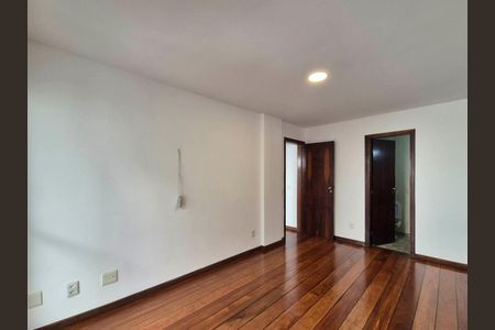 Apartamento para alugar com 82m², 2 quartos e 1 vagaSuíte