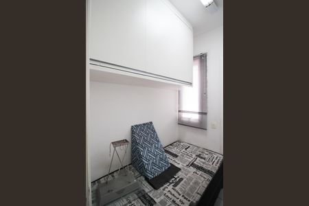 Apartamento à venda com 137m², 3 quartos e 3 vagas Apartamento à venda com 137m², 3 quartos e 3 vagasQuarto de Serviço