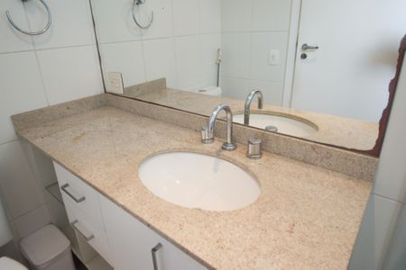 Apartamento à venda com 137m², 3 quartos e 3 vagas Apartamento à venda com 137m², 3 quartos e 3 vagasBanheiro da Suíte 3