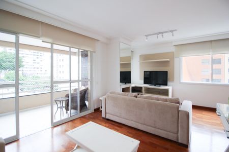 Apartamento à venda com 137m², 3 quartos e 3 vagas Apartamento à venda com 137m², 3 quartos e 3 vagasSala