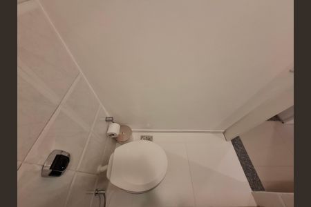 Banheiro da suíte  de apartamento para alugar com 1 quarto, 38m² em Centro, Rio de Janeiro