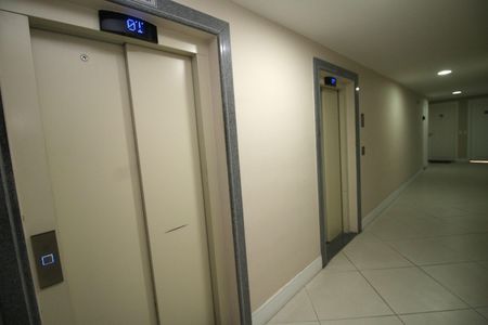 Apartamento à venda com 51m², 2 quartos e 1 vagaÁrea comum - Elevadores