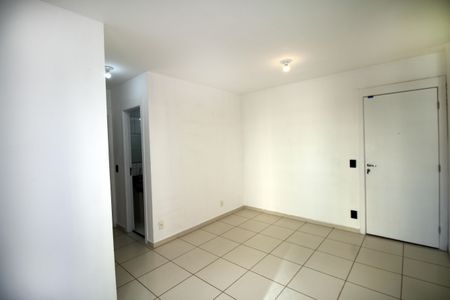 Sala de apartamento à venda com 2 quartos, 51m² em Penha, Rio de Janeiro