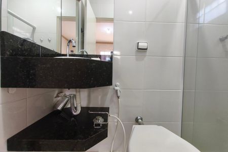 Casa para alugar com 180m², 2 quartos e 8 vagasBanheiro Suíte