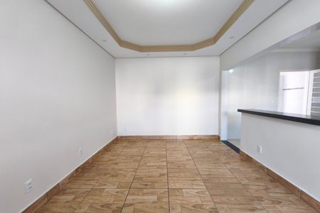 Sala de casa para alugar com 2 quartos, 180m² em Vila Lemos, Campinas