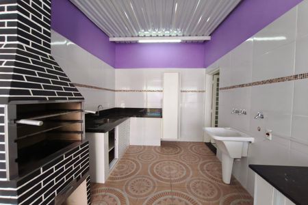 Casa para alugar com 180m², 2 quartos e 8 vagasÁrea gourmet - Área de Serviço