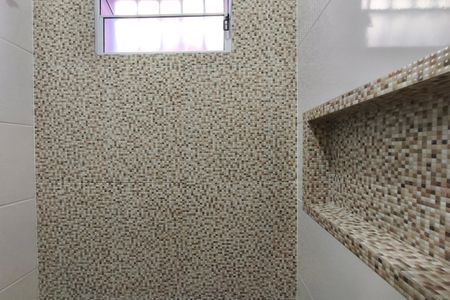 Casa para alugar com 180m², 2 quartos e 8 vagasBanheiro Suíte