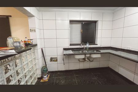 Casa à venda com 400m², 5 quartos e 3 vagasCozinha