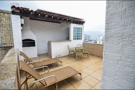 Apartamento para alugar com 120m², 1 quarto e 1 vaga Apartamento para alugar com 120m², 1 quarto e 1 vagaTerraço