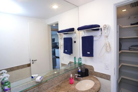 Studio à venda com 40m², 1 quarto e 1 vaga Studio à venda com 40m², 1 quarto e 1 vagaBanheiro