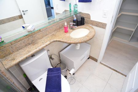 Studio à venda com 40m², 1 quarto e 1 vaga Studio à venda com 40m², 1 quarto e 1 vagaBanheiro