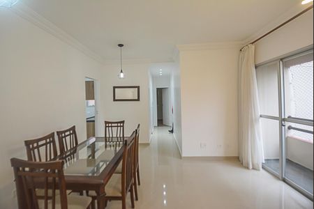 Sala de apartamento para alugar com 3 quartos, 70m² em Planalto, São Bernardo do Campo