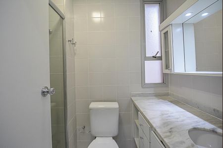 Banheiro de apartamento para alugar com 3 quartos, 70m² em Planalto, São Bernardo do Campo
