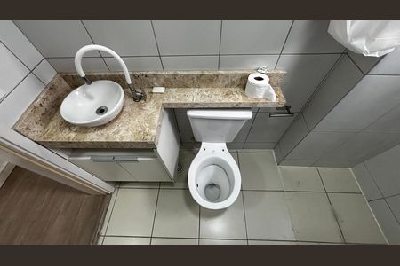 Apartamento para alugar com 51m², 2 quartos e 1 vagaBanheiro social 