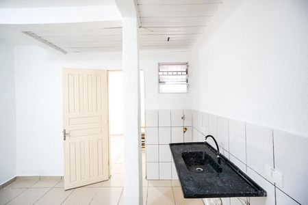 Cozinha de casa de condomínio para alugar com 1 quarto, 40m² em Vila Zilda, São Paulo